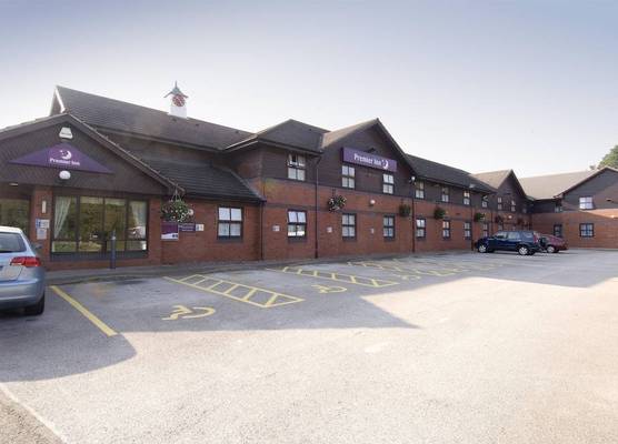 Premier Inn Birmingham Oldbury - M5 Jct2 1