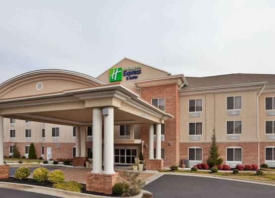 Holiday Inn Express & Suites HIGH POINT SOUTH by IHG 1