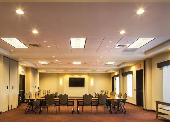 Hyatt Place Charlottesville 1