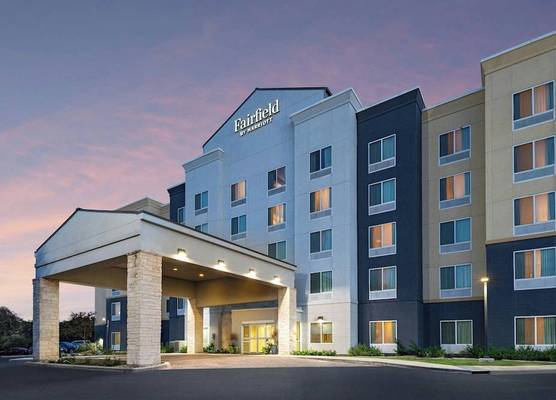 Fairfield Inn and Suites by Marriott San Antonio Northeast / Schertz / RAFB 1
