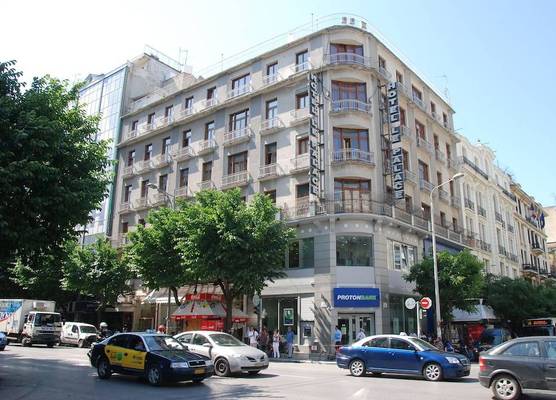 Le Palace Hotel 1