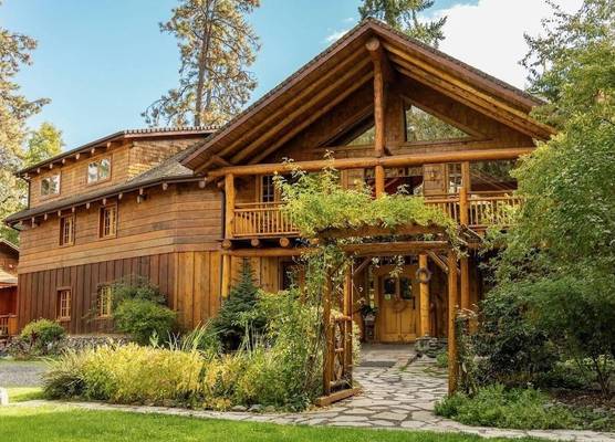 The Lindsay Lodge & Restaurant 1
