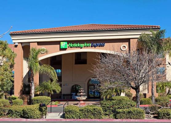 Holiday Inn Express TEMECULA by IHG 1