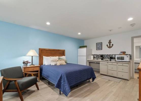 Extended Stay Gun Barrel City 1