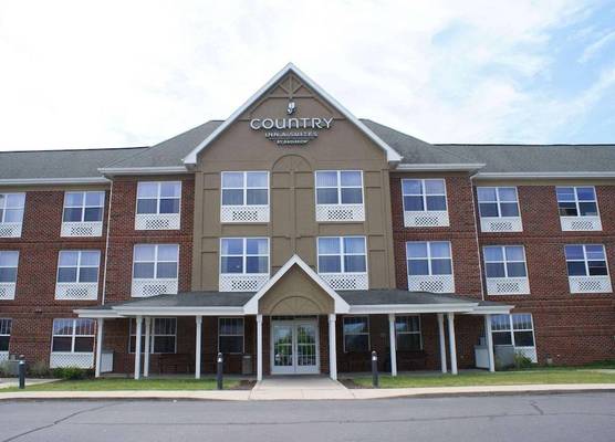 Country Inn & Suites by Radisson, Lansing, MI 1