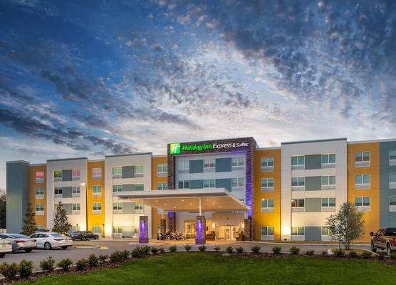 Holiday Inn Express & Suites WILDWOOD – THE VILLAGES by IHG 1