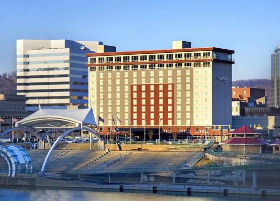 Four Points by Sheraton Charleston 1