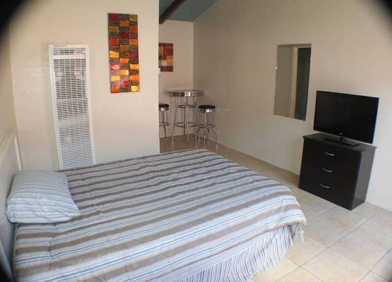 International Casa 1