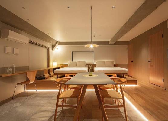 M/W HOTEL 1