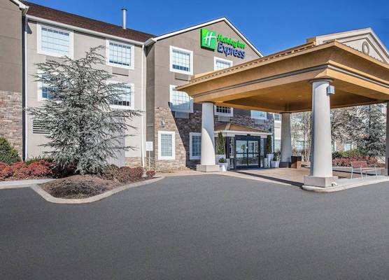 Holiday Inn Express & Suites ALCOA (KNOXVILLE AIRPORT) by IHG 1