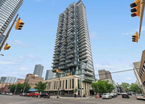 GlobalStay Modern Condos Downtown Calgary 1