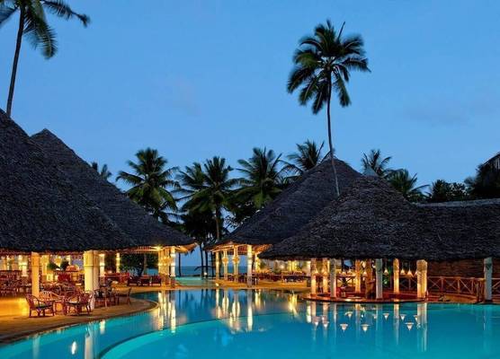 Neptune Village Beach Resort & Spa - All Inclusive 1