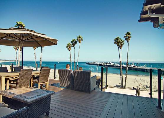 Casablanca Inn on The Beach 1