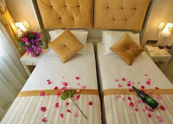 Just Inn Hotel 1