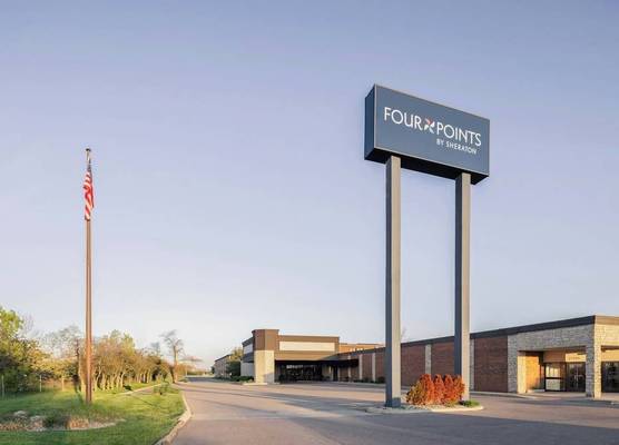 Four Points by Sheraton Detroit Novi 1