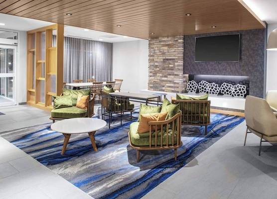 Fairfield Inn & Suites by Marriott Indianapolis Greenfield 1
