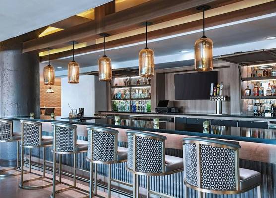 Fairfield Inn & Suites by Marriott Dallas Downtown 1