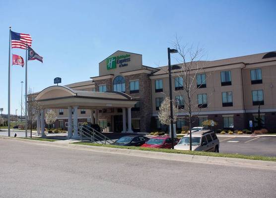 Holiday Inn Express & Suites YOUNGSTOWN WEST - AUSTINTOWN by IHG 1