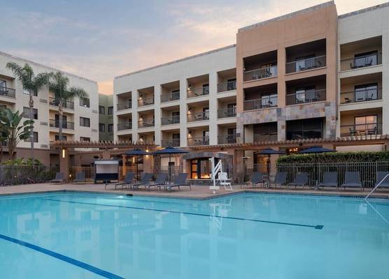 Courtyard by Marriott San Diego Central 1