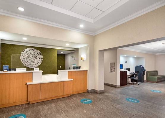 Fairfield Inn by Marriott Toronto Oakville 1