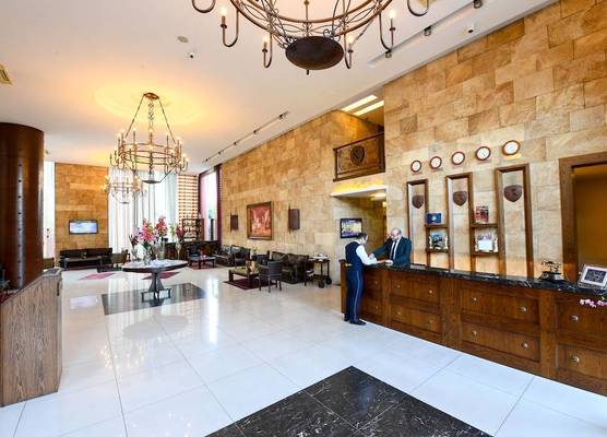 Reston Hotel 1