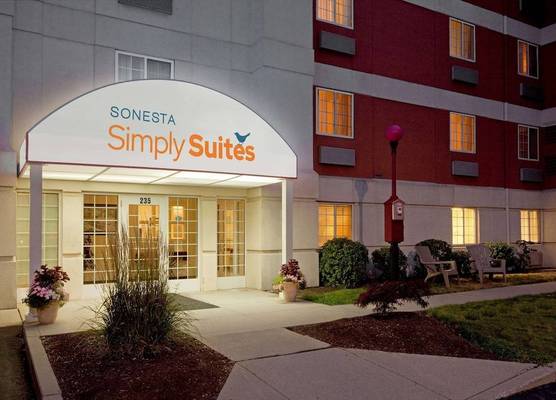 Sonesta Simply Suites Boston Braintree 1