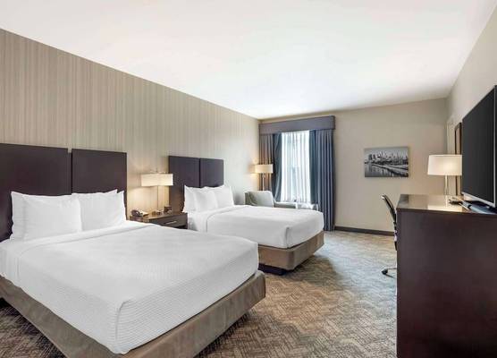 Best Western Plus Philadelphia-Pennsauken Hotel 1