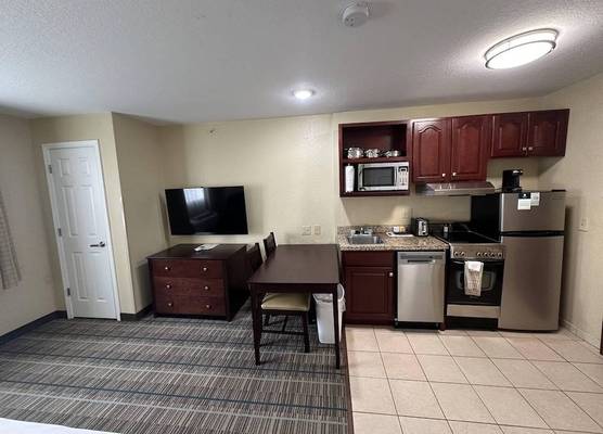 MainStay Suites Coralville - Iowa City 1