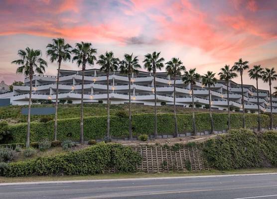 The Encinitan Hotel & Suites 1