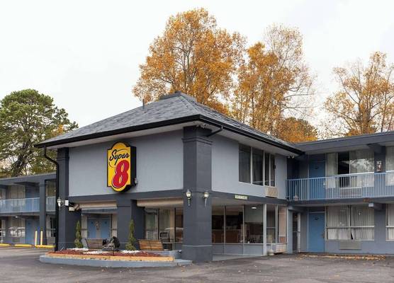 Super 8 by Wyndham Black Mountain Asheville East 1