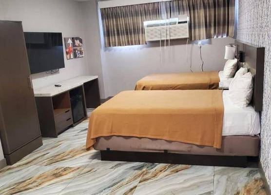 The Essence Hotel at JFK 1