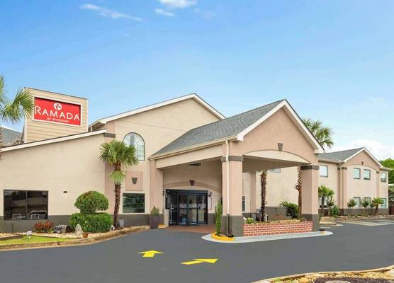 Ramada by Wyndham Locust Grove 1