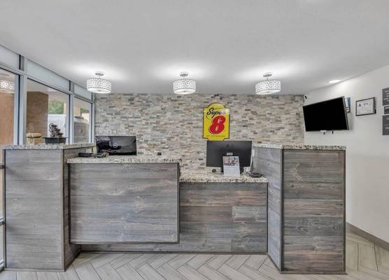 Super 8 by Wyndham Morganton 1