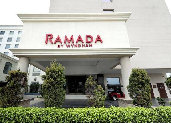 Ramada by Wyndham Lucknow Hotel and Convention Center 1