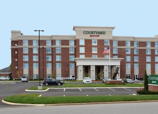 Courtyard by Marriott Youngstown Canfield 1