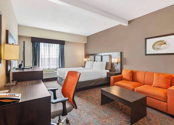 Best Western Plus Executive Inn 1