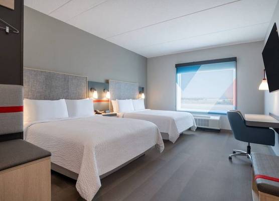 avid hotel Florence North by IHG 1