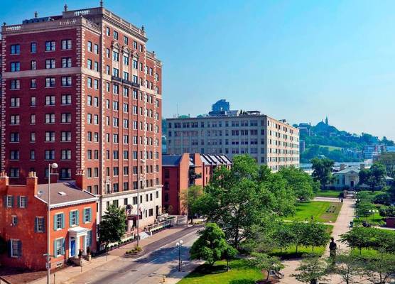 Residence Inn by Marriott Cincinnati Downtown/The Phelps 1