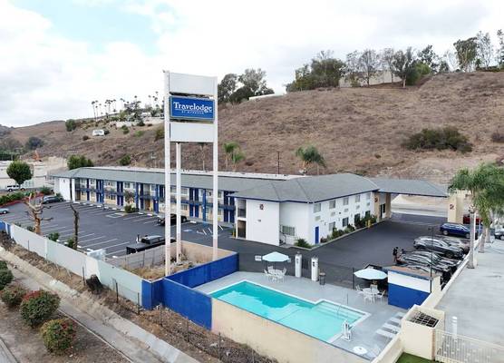 Travelodge by Wyndham Fairplex Pomona 1