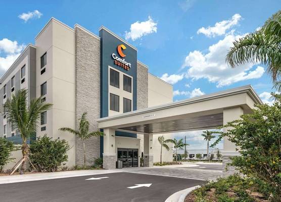 Comfort Suites Stuart-Hutchinson Island 1