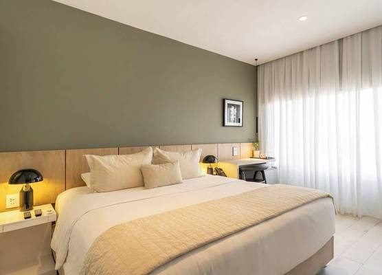 The Hub Urban Hotel 1