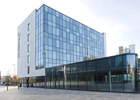 Premier Inn Blackburn Town Centre 1