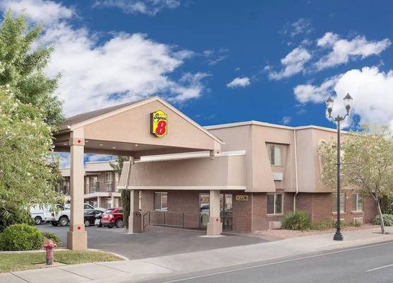 Super 8 by Wyndham St. George UT 1