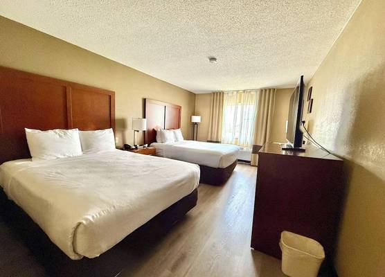 Comfort Inn Gurnee near Six Flags 1