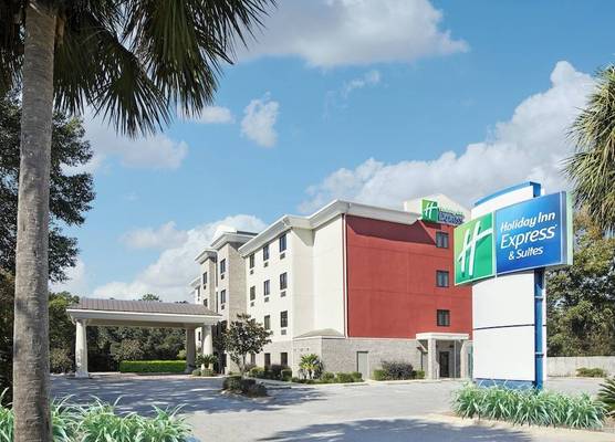 Holiday Inn Express & Suites PENSACOLA WEST-NAVY BASE by IHG 1