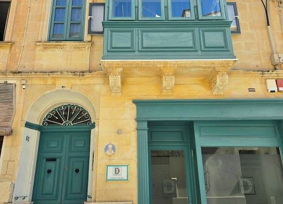 D Townhouse Boutique Suites 1