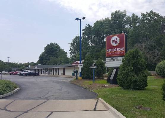 Mentor Home Inn 1