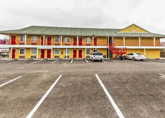 OYO Hotel San Antonio Lackland near Seaworld 1