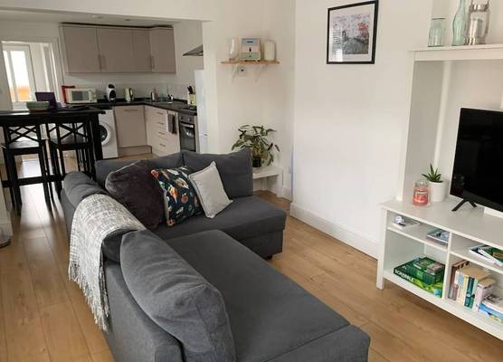 59a Whitstable - 1 Bedroom Flat with Balcony 1