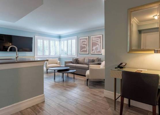 Crane's Beach House Boutique Hotel & Luxury Villas 1